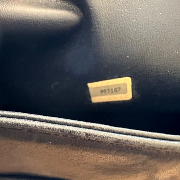 Beautiful vintage Chanel shoulder purse - Picture 10 of 11